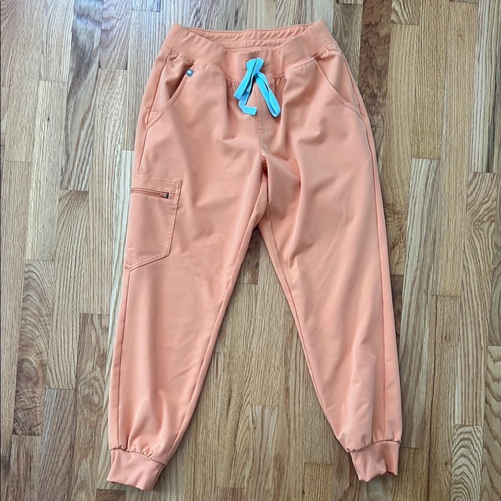 Figs Shaka Orange small/petite zamora jogger scrub pants